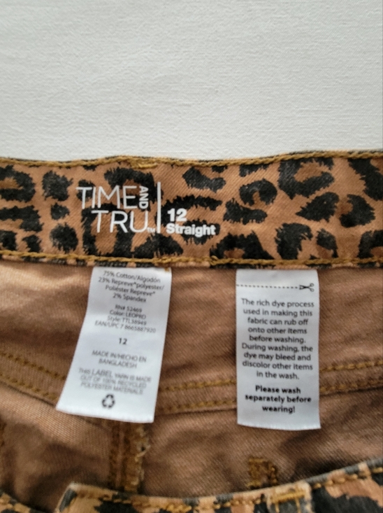 Womens Time and Tru Leopard Print Straight Leg Pants - Brown and Black Size 12 - Picture 3 of 7